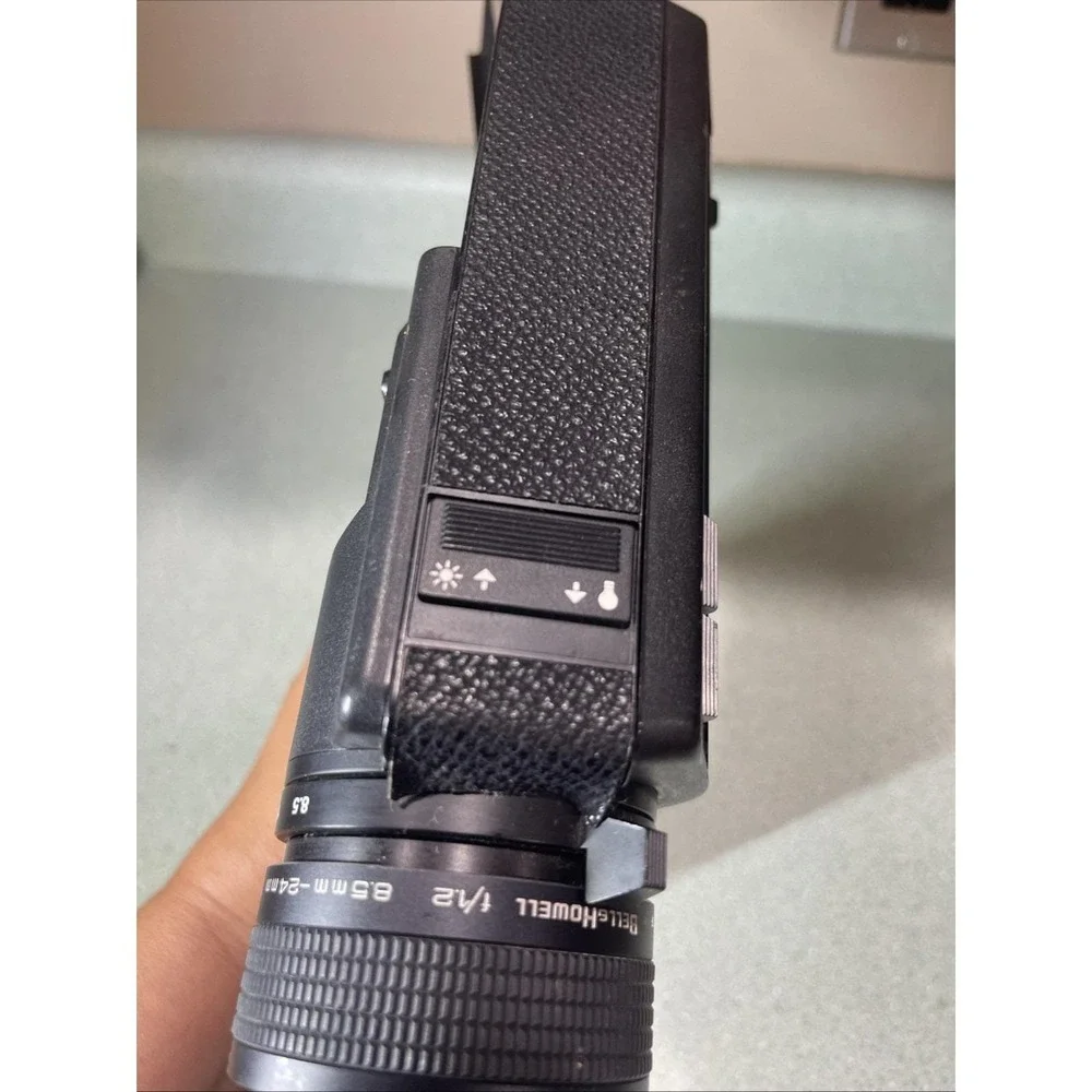 Vintage Bell & Howell Camera 2123 XL Does Have Power 2123F Super 8